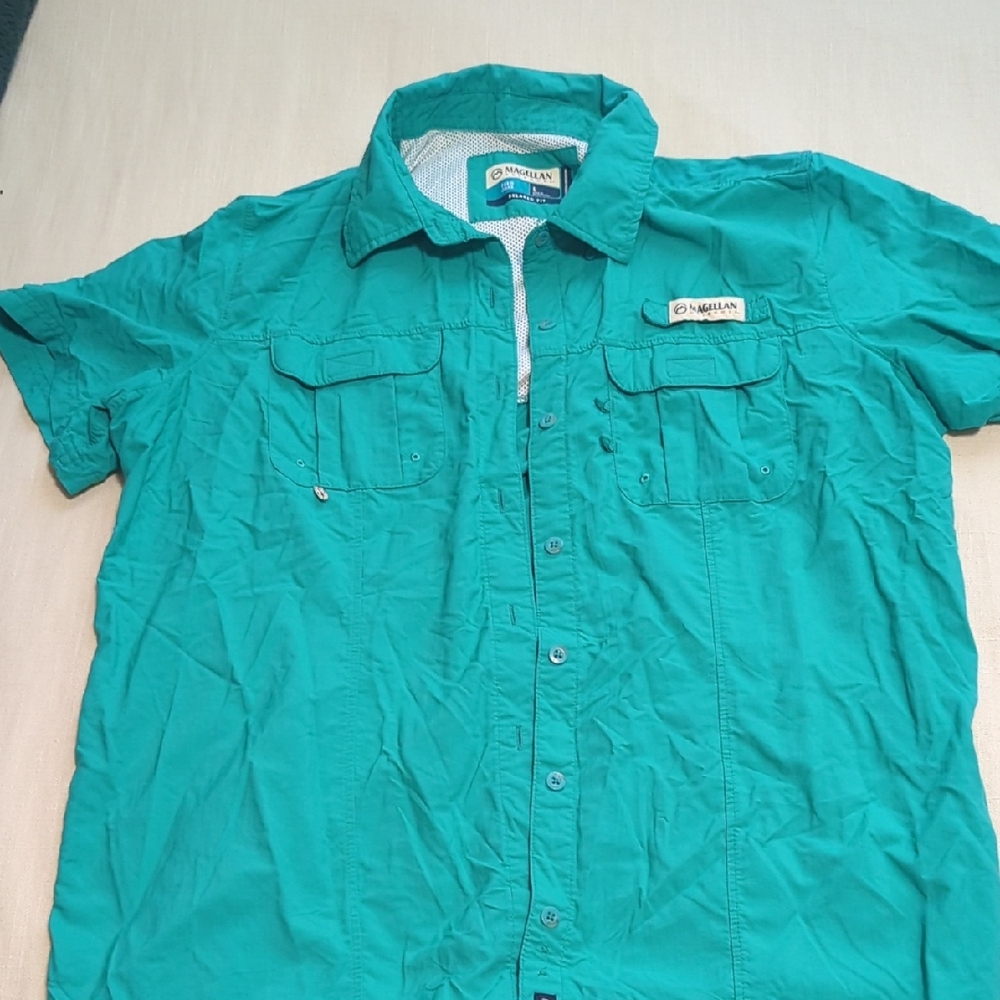 Magellan Outdoors Turquoise Casual Button Down Shirt